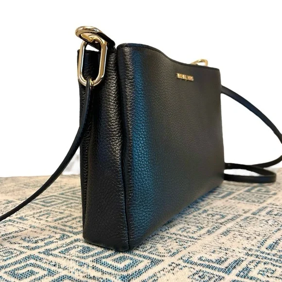 Michael Kors black crossbody bag NWT - Picture 1 of 10